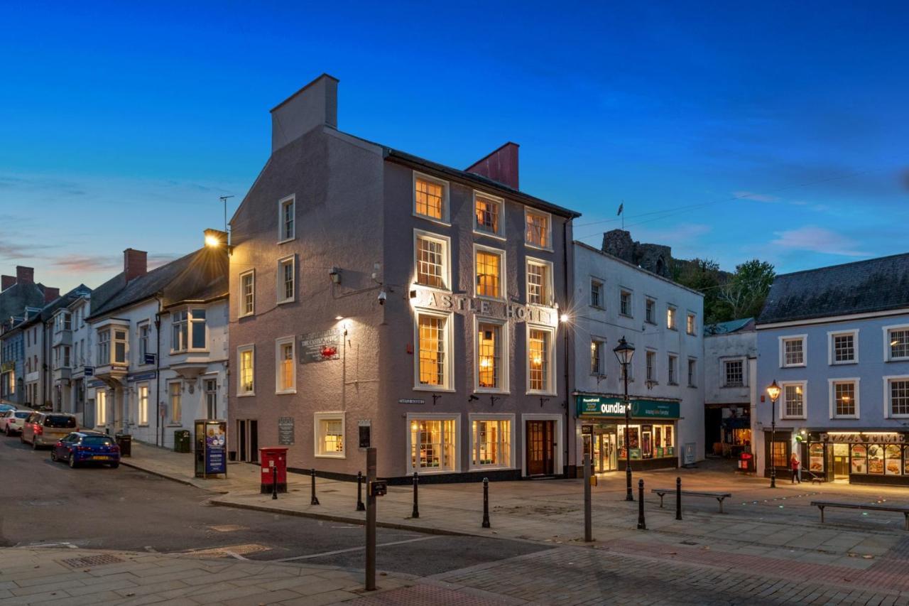 Castle Hotel Haverfordwest Exterior photo